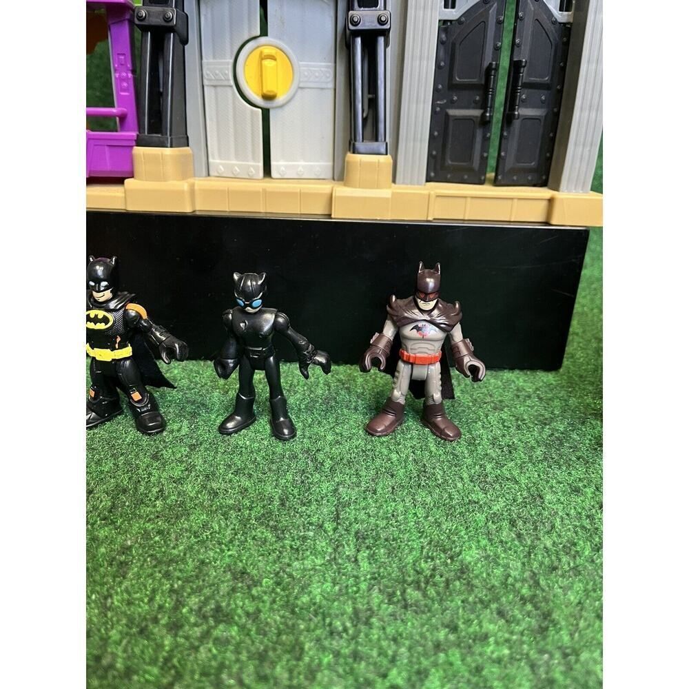 Fisher Price Imaginext DC Super Friends Wayne Manor Tower Batman Playset - Picture 4 of 10